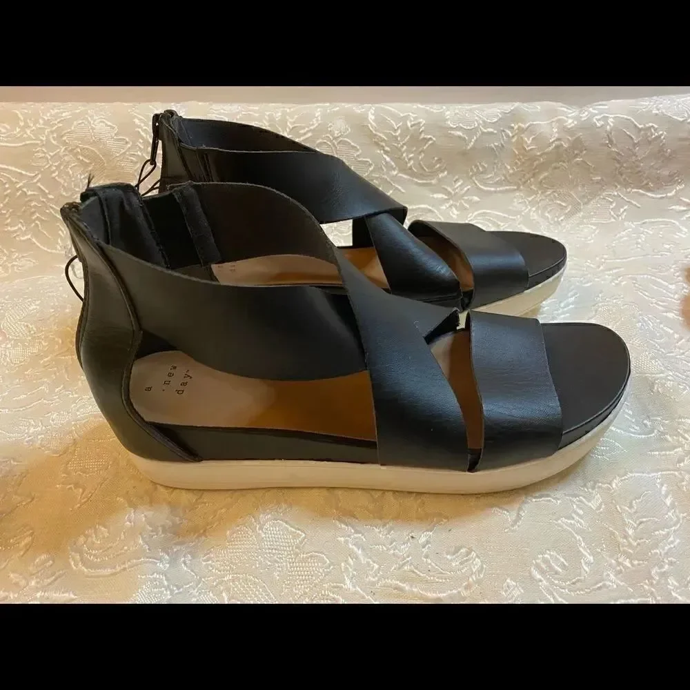 💥 A  New Day women’s Hummingbird Ankle strap Sandals Multiple
